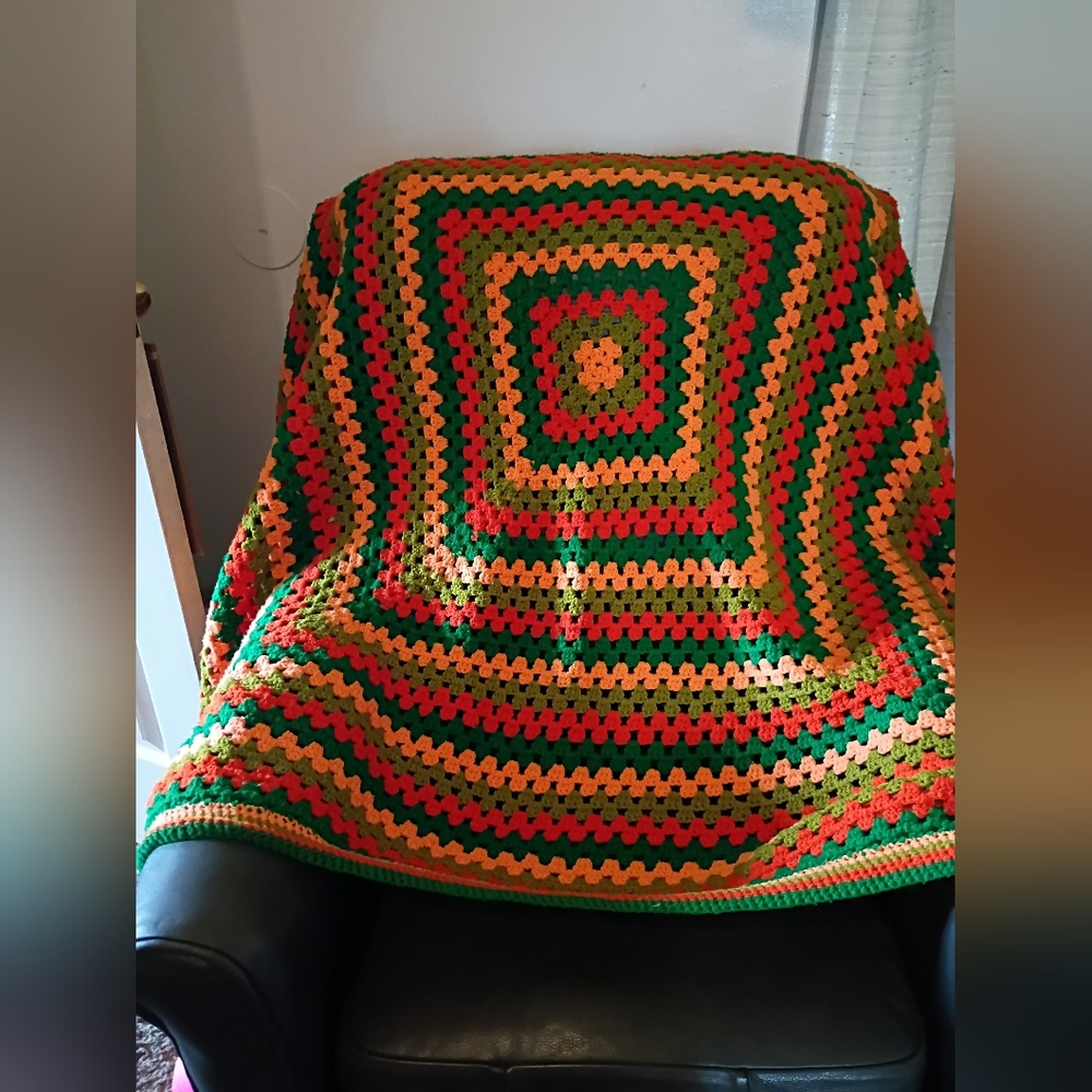 VTG Handmade Multicolor‎ Crochet Throw Blanket Sz 521/2 X53 1/2